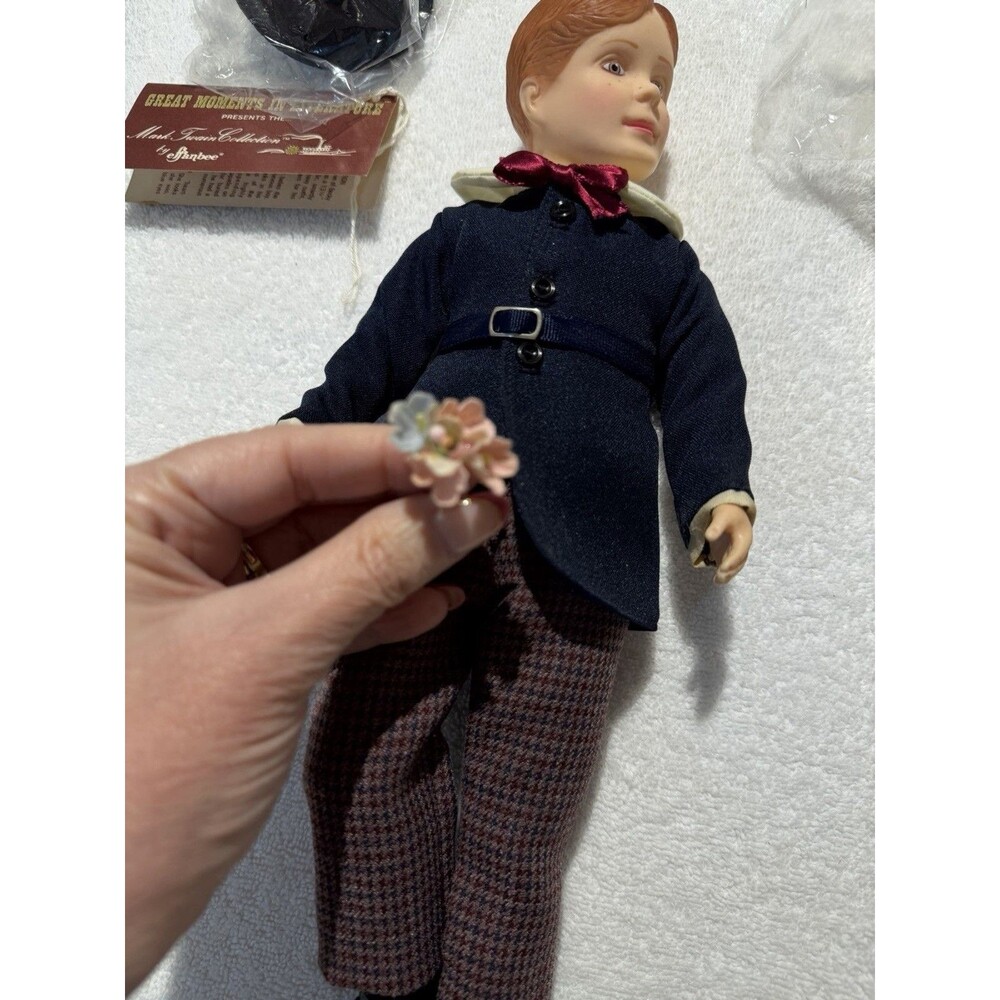 1985 Effanbee Tom Sawyer 12” Boy Doll w/Hat & Box Mark Twain Collection 7634 - Picture 6 of 14